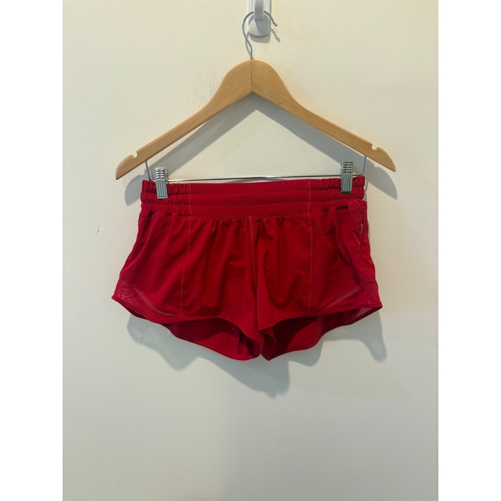 Lululemon Hotty Hot Low-Rise Lined Short 2.5 Red LW7AUSR Size 8